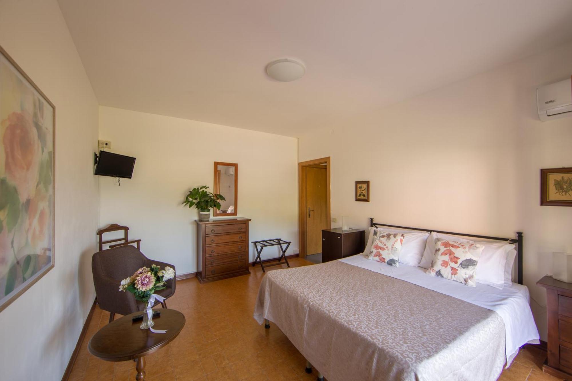 Hotel La Feluca Portoferraio Eksteriør billede