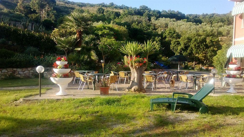 Hotel La Feluca Portoferraio Eksteriør billede