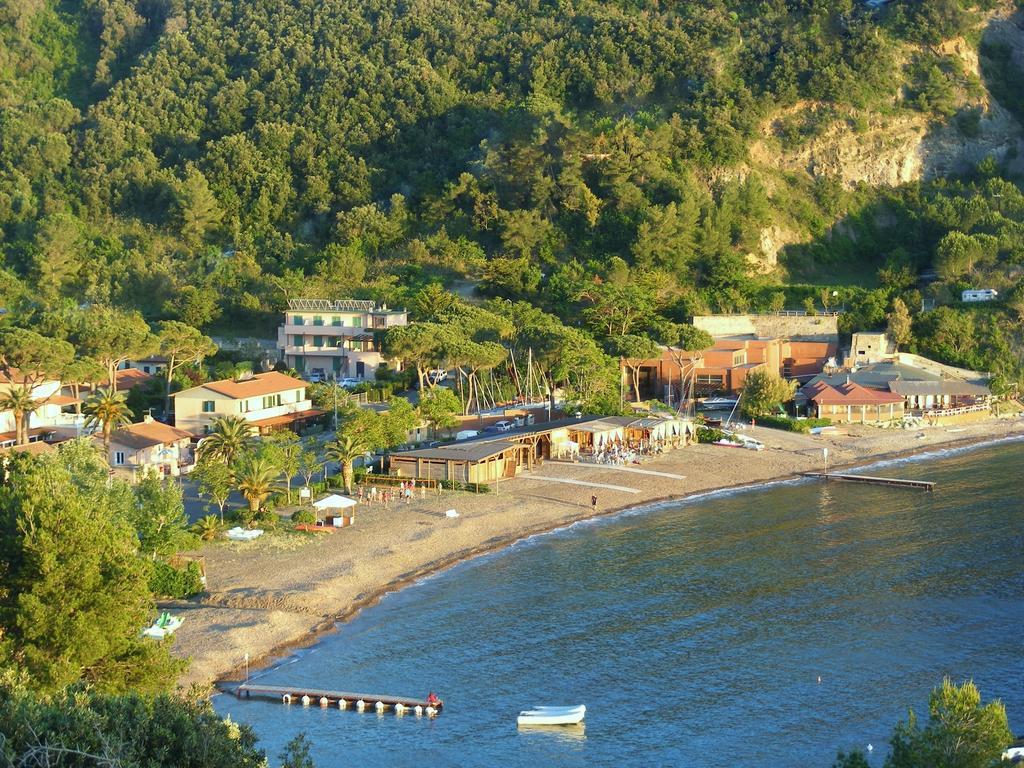 Hotel La Feluca Portoferraio Eksteriør billede