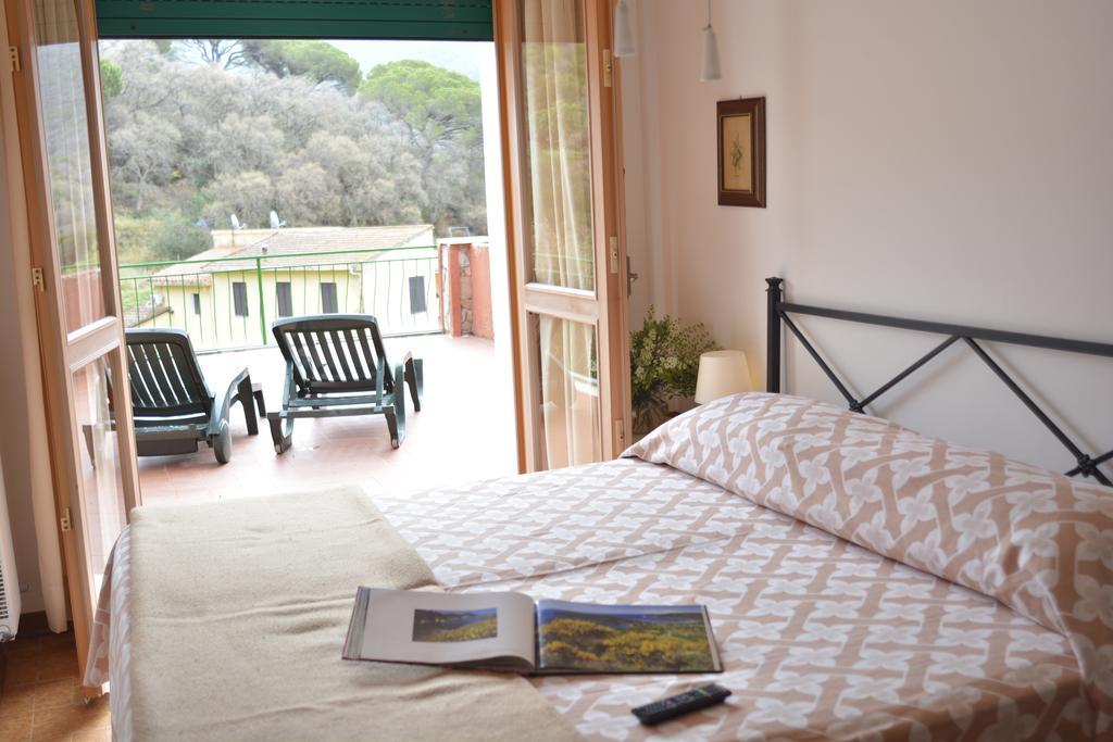 Hotel La Feluca Portoferraio Eksteriør billede